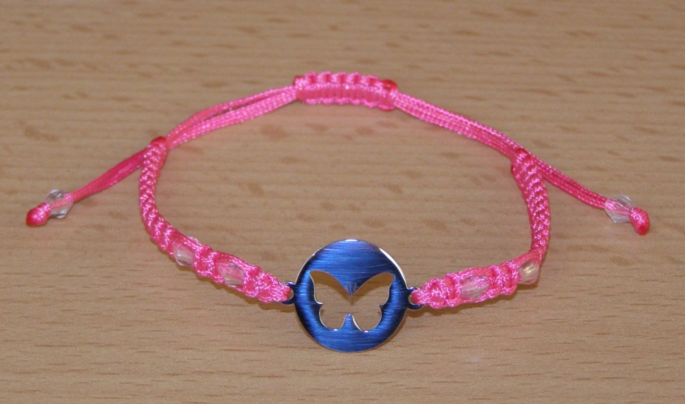 Drhaný Shamballa náramek - nerez - Motýlek - tmavě růžová šňůrka - dnn30