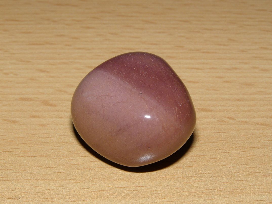 Jaspis mookait - Tromlovaný kámen - kt232