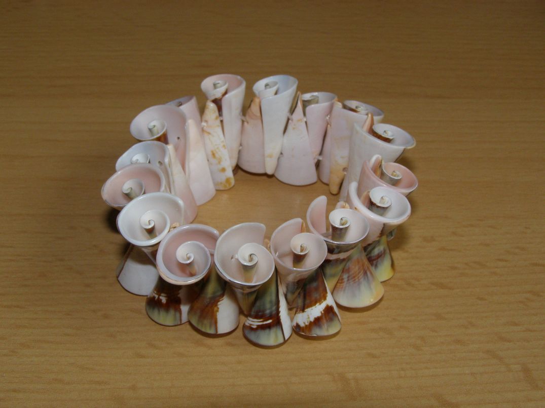 Mušle - Náramek kornoutky - knm12