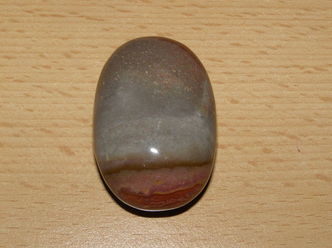 Jaspis pestrý - Masážní kámen - mýdlo menší - kmm78