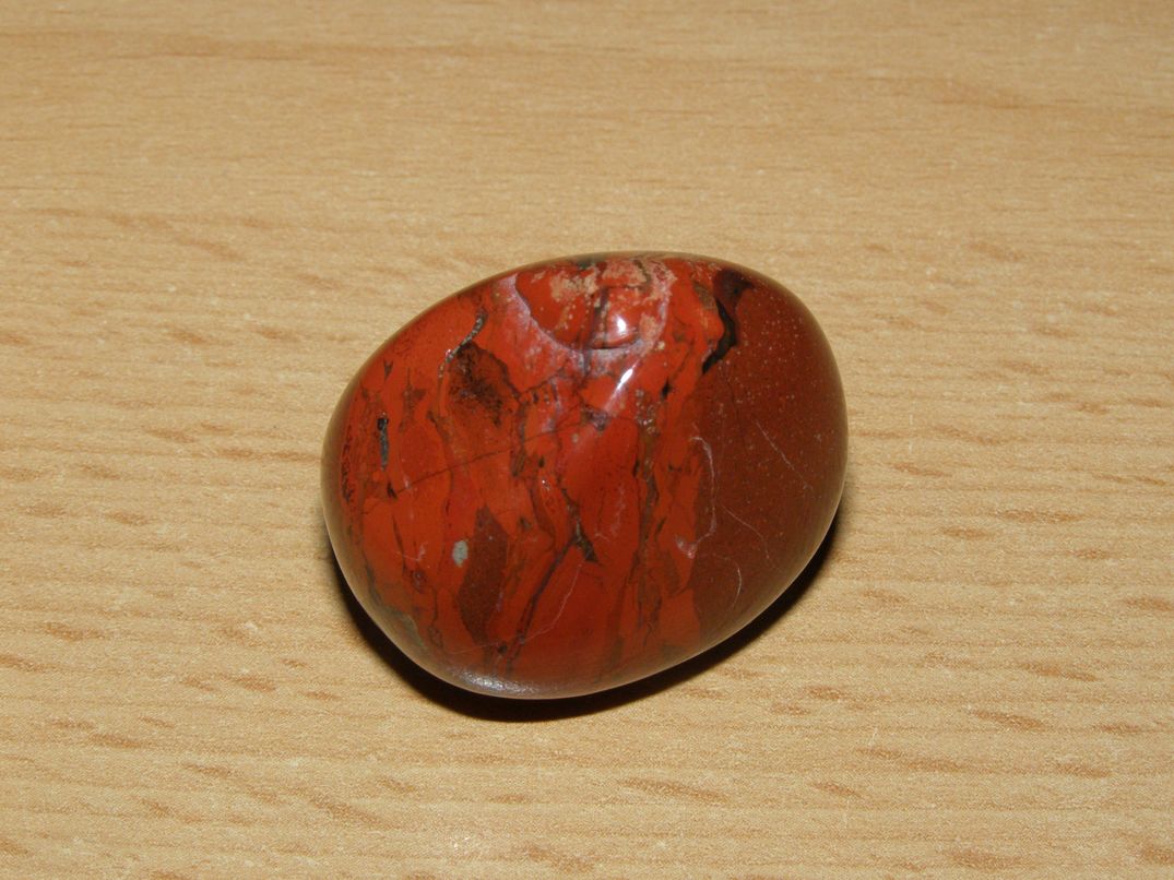 Jaspis brekcie - Tromlovaný kámen - kt247