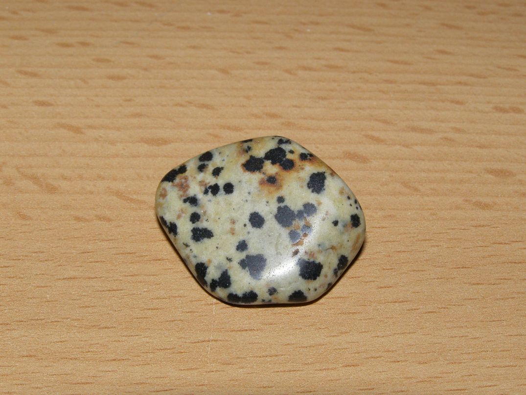 Jaspis Dalmatin - Tromlovaný kámen - kt135