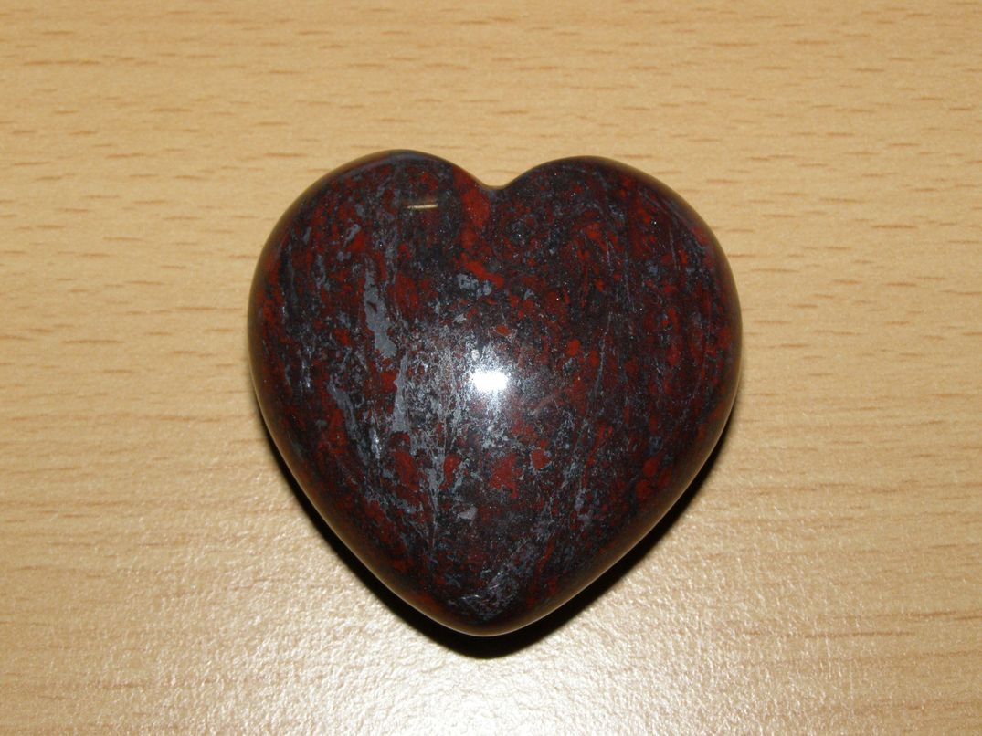 Jaspis brekcie - Masážní kámen - srdce - khs50