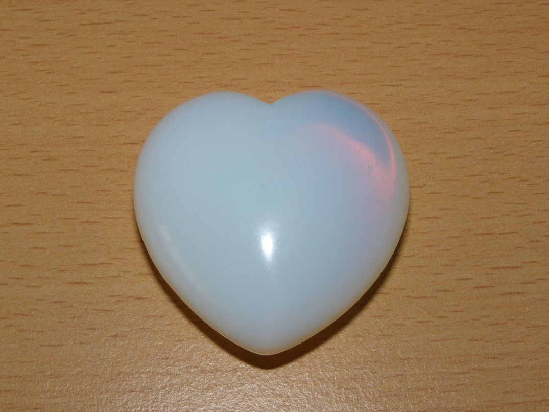 Měsíční kámen - Masážní kámen - srdce - khs75