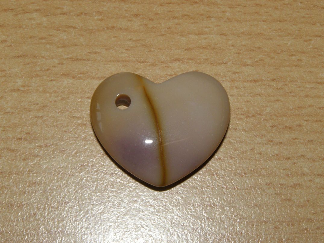 Jaspis mookait - Přívěsek - srdíčko napříč vrtané - kps5