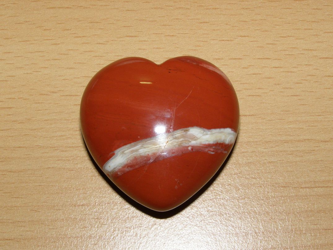 Jaspis červený - Masážní kámen - srdce - khs92