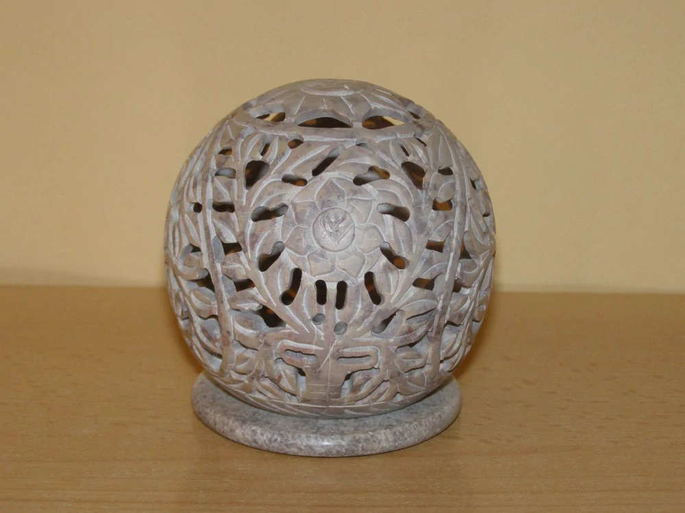 Svícen - mastek - koule kvm15