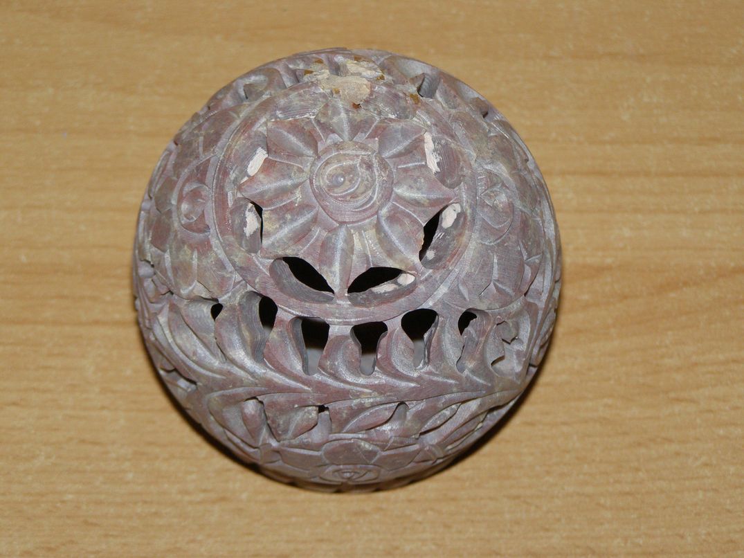 Svícen - mastek - koule kvm16