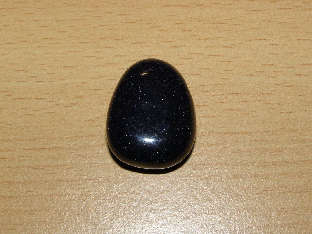 Avanturín modrý třpytivý - Přívěsek - tromlovaný kámen vrtaný - kpt15