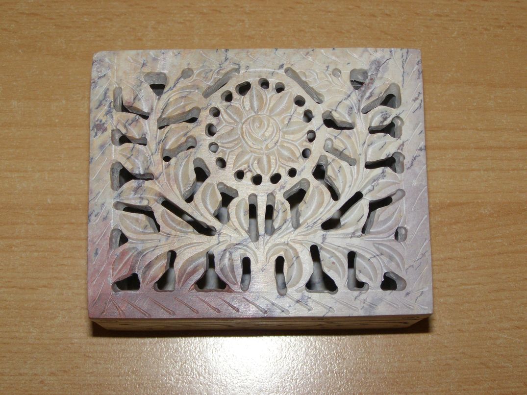 Šperkovnice vyřezávaná - mastek obdélník s20