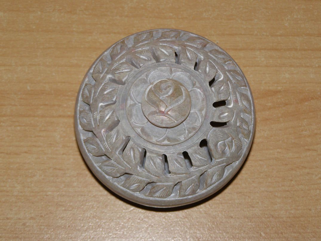 Šperkovnice - víceúčelová dózička - s28