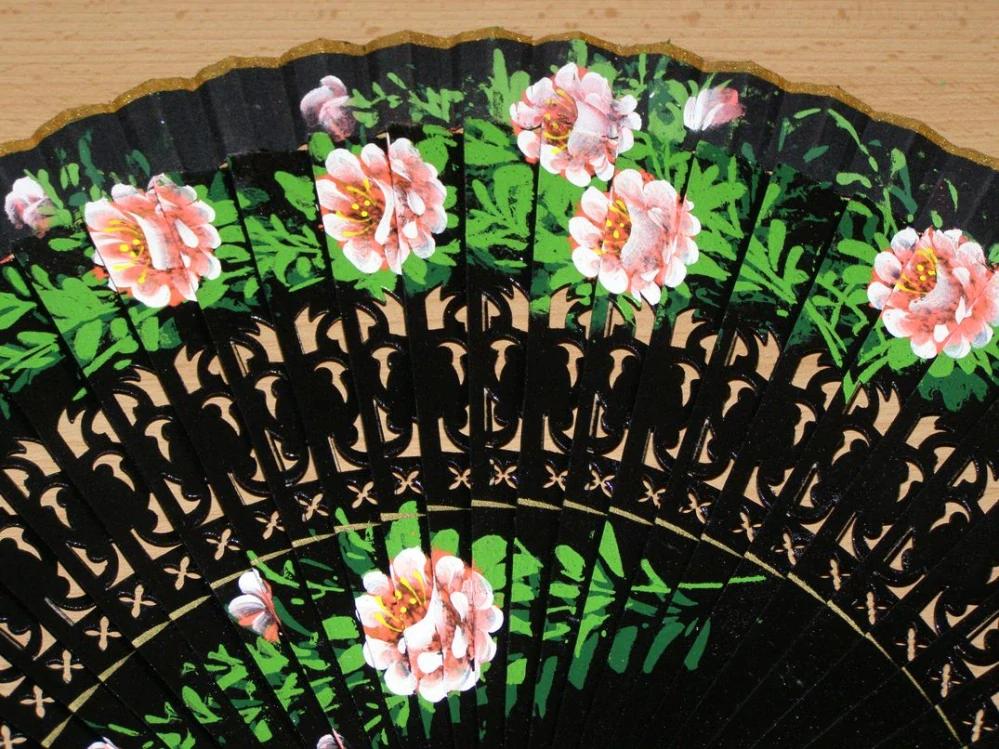 Vějíř dřevěný oboustranný - černý - v40