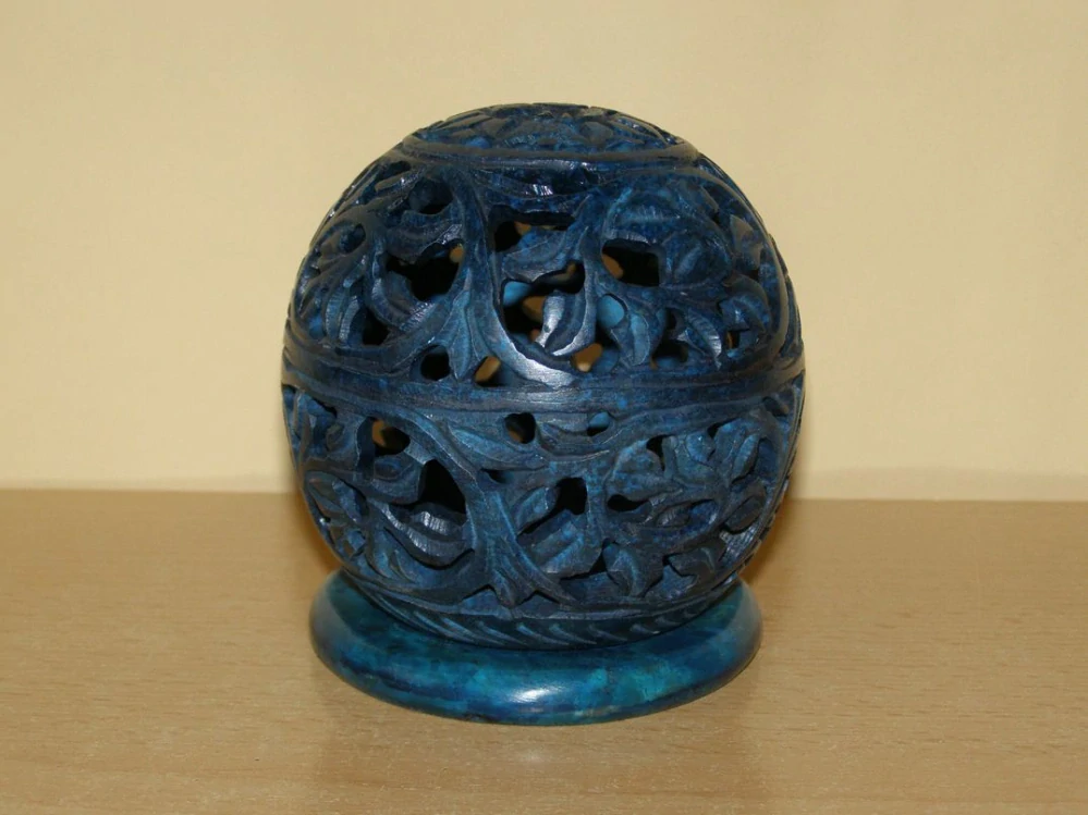 Svícen - mastek - koule kvm14