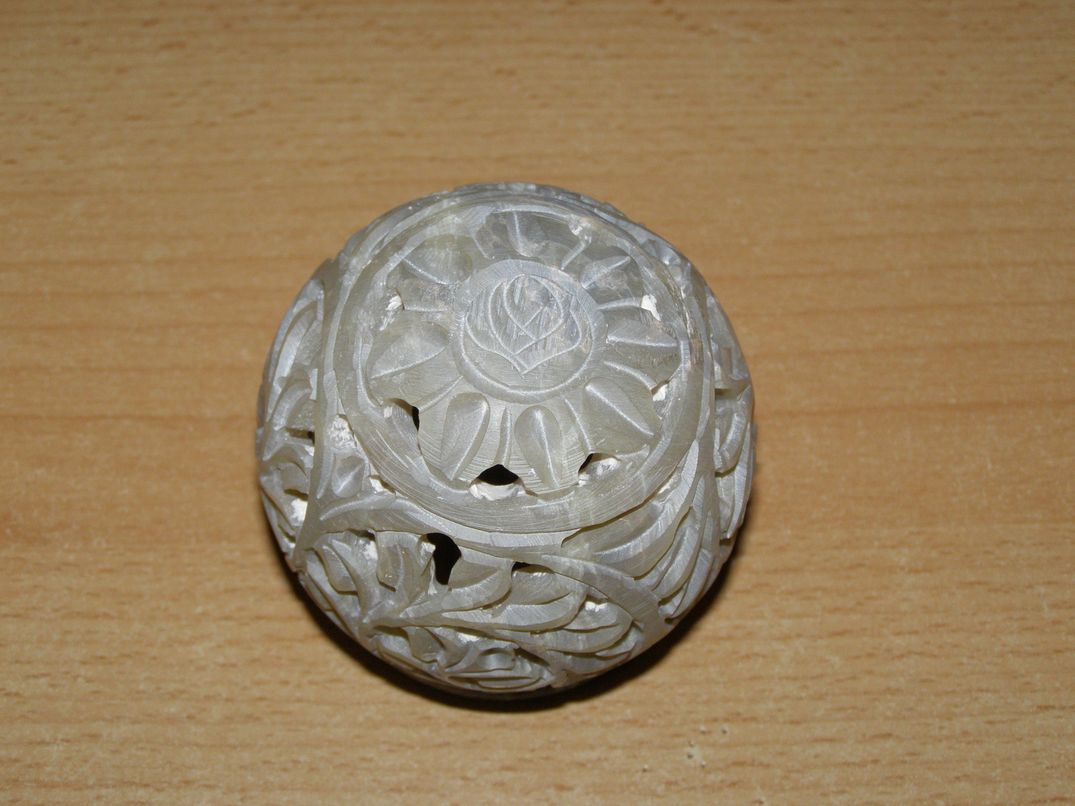 Svícen - mastek - koule - kvm2