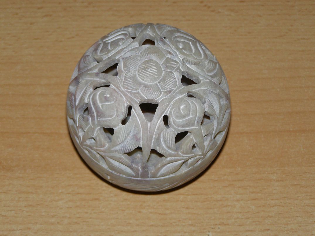 Svícen - mastek - koule - kvm1