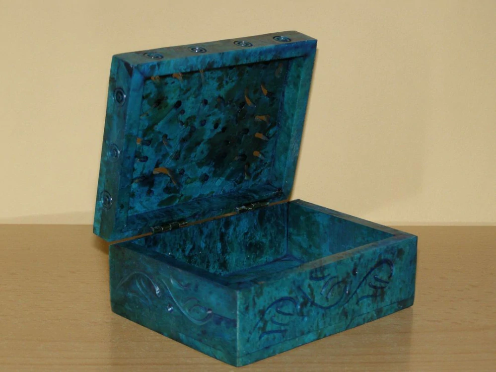 Šperkovnice vyřezávaná - mastek obdélník s22