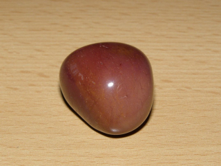Jaspis mookait - Tromlovaný kámen - kt232