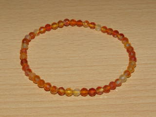 Karneol fazetovaný - Náramek - kuličky 4 mm - knk24