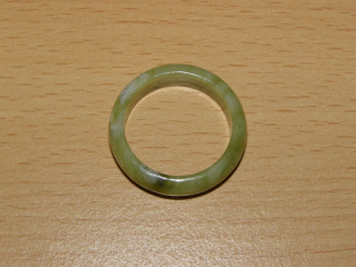 Jadeit - Prstýnek - průměr 20 mm - kp64