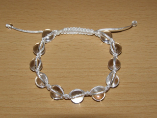Drhaný Shamballa náramek - křisťál - bílá šňůrka - dn27