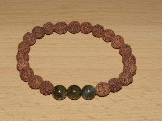 Rudraksha - kulička 8 mm - Náramek s labradoritem - run21