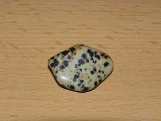 Jaspis Dalmatin - Tromlovaný kámen - kt135